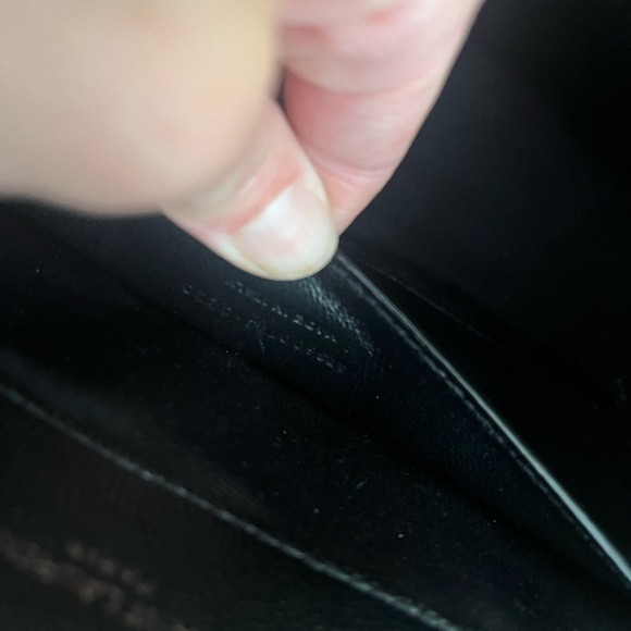 SOLD - Authentic BLACK Envelope Triquilt Medium YSL Shoulder Bag in Leather - Picture 8 of 11